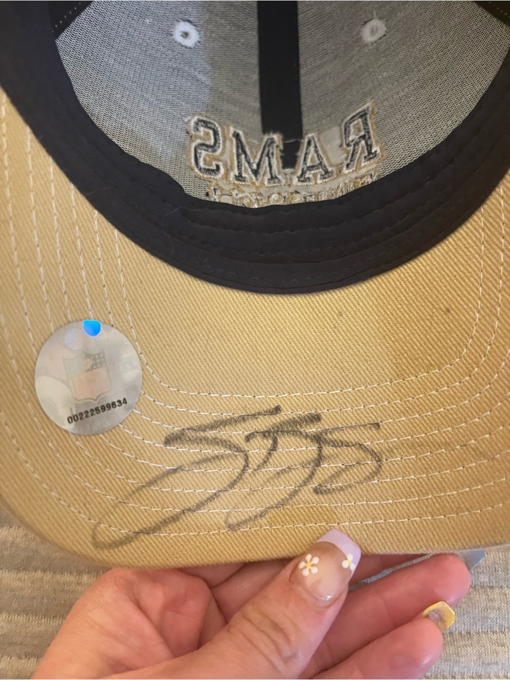 Reebok NFL Rams Football Hat Cap Tan Navy w/ Unidentified Autograph Signed - Picture 3 of 5